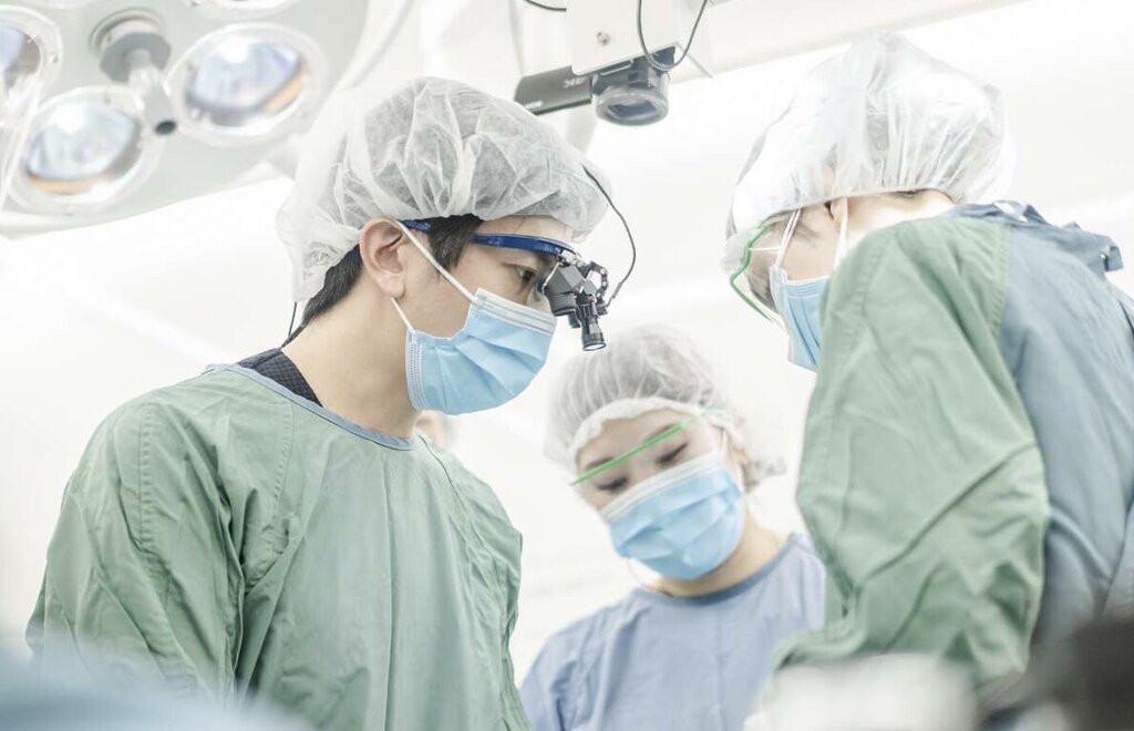 ICU経験が生きる「全身を診る」という視点
